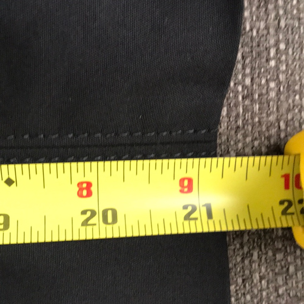 WHBM Fitted Black Skirt Size 4 - Picture 9 of 9